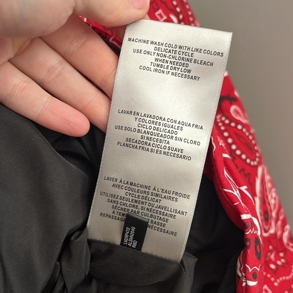 Levi's Men's Out West Mixed Media Red Bandanna Print Puffer Jacket XXL NWT - Picture 7 of 11